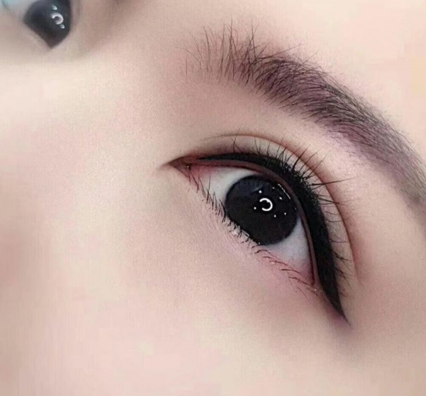 phun mí mắt