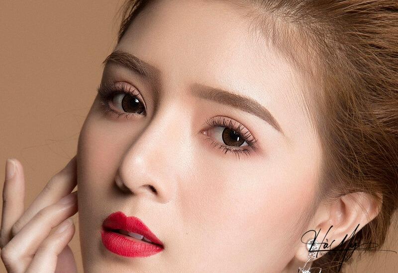 Phun Mày Màu Nâu Tây - Xu Hướng Được Chị Em Ưa Chuộng Nhất Hiện Nay 8 Đây là phương pháp làm đẹp đang được nhiều người sử dụng (Nguồn: Internet)