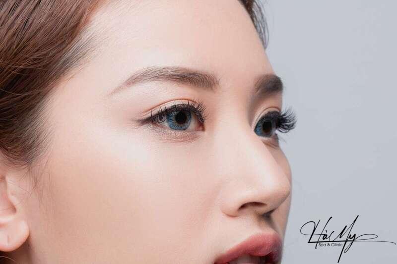 Xăm lông mày ăn trứng có sao không? Kiêng bao lâu? 7 Phun xăm chân lông mày (Nguồn: Internet)