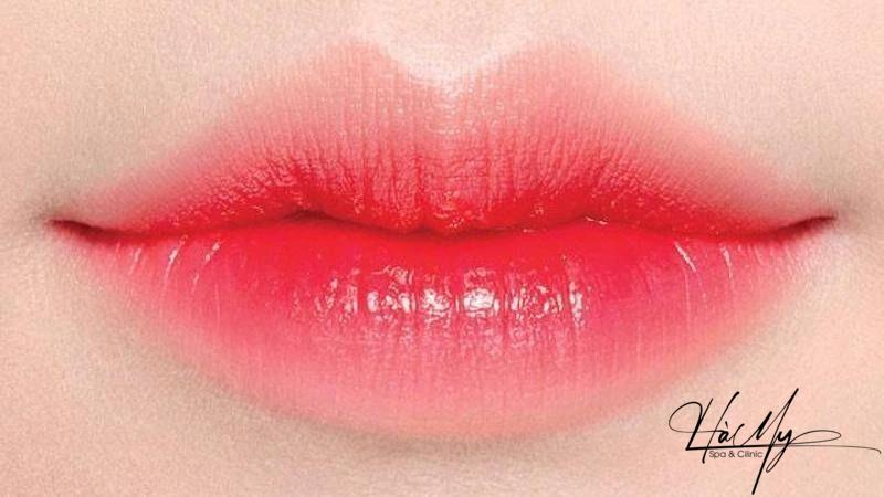 Phun Môi Lòng Trong Tự Nhiên - Không Đau Sưng - Không Xâm Lấn 5 Phun môi lòng trong lấy cảm hứng từ phương pháp thoa son lòng môi bắt nguồn từ Hàn Quốc (Nguồn: Internet)