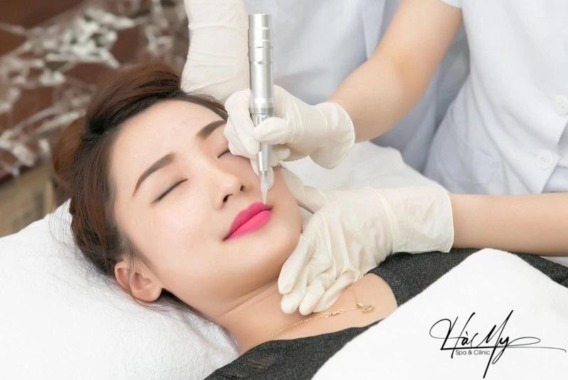 Xăm môi không đều màu, nguyên nhân và cách khắc phục 5 Xăm môi - công nghệ làm đẹp, cải thiện màu môi, dáng môi hiện đại (Nguồn: Internet)