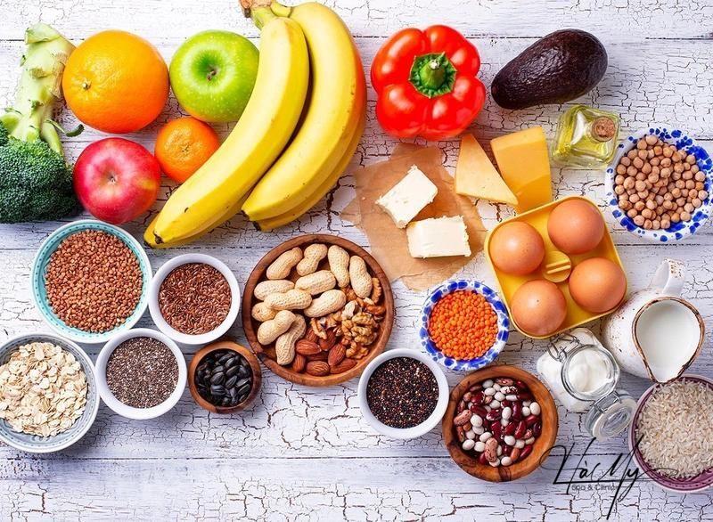 Ăn gì để giảm mụn ẩn? - Hiệu quả nhanh chóng 8 Chế độ dinh dưỡng có vai trò quan trọng trong điều trị mụn ẩn (Nguồn: Internet)