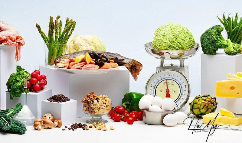 Cách điều trị mụn cám đơn giản và hiệu quả nhất 27 Bạn nên ăn uống cân bằng, đa dạng và hợp lý, để cung cấp đủ vitamin cho cơ thể (Nguồn: Internet)