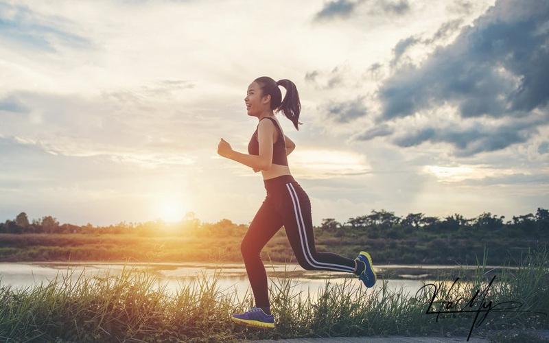 12 lời khuyên trị mụn đơn giản mà hiệu quả 20 Tập thể dục có khả năng cải thiện tuần hoàn máu, thải độc cơ thể (Nguồn: Internet)