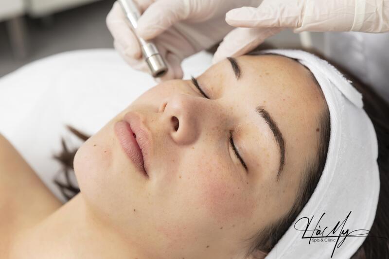Top 10 Spa Điều Trị Tàn Nhang Uy Tín Hà Tĩnh Chất Lượng 10 Đội ngũ nhân viên chuyên nghiệp, nhiệt tình và thân thiện, luôn lắng nghe và tư vấn (Nguồn: Internet)