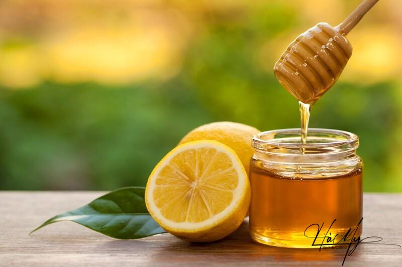 Top 7 cách chữa nám sau sinh tự nhiên tại nhà hiệu quả nhất 13 Chanh và mật ong được mệnh danh là một trong những thần dược trị nám sau sinh hiệu quả (Nguồn: Internet)
