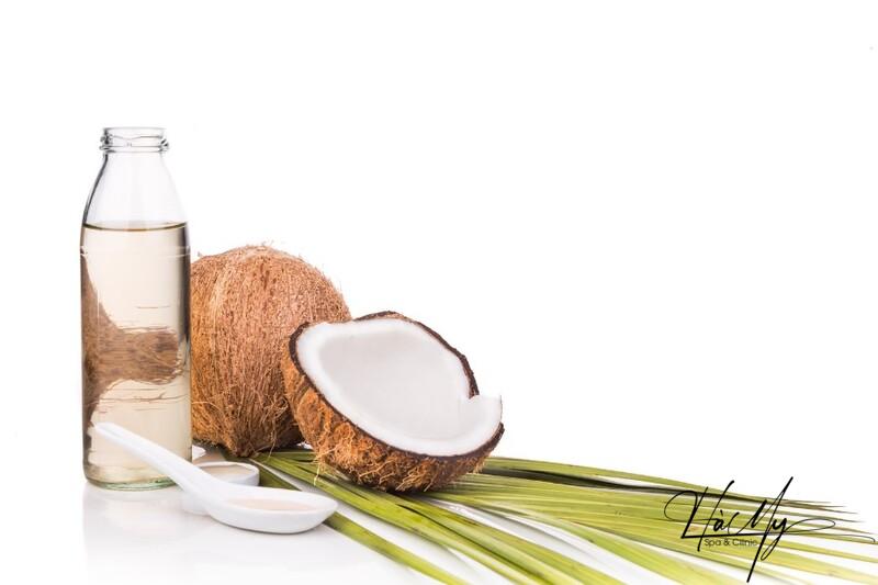 Top 7 cách chữa nám sau sinh tự nhiên tại nhà hiệu quả nhất 14 Dầu dừa có nhiều công dụng trong việc kháng khuẩn, cấp ẩm cho da (Nguồn: Internet)