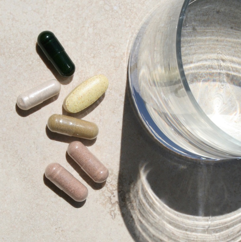 Nên uống vitamin gì để đẹp da từ bên trong hiệu quả 6 Bổ sung vitamin giúp tăng cường sức đề kháng (Nguồn: Internet)