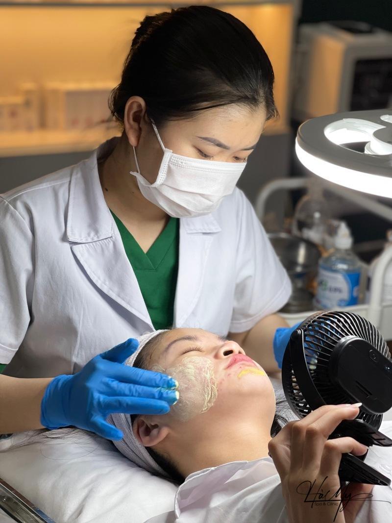 Ăn Gì Để Hết Mụn: Bí Quyết Dẹp Tan Nỗi Ám Ảnh 14 Dịch vụ điều trị mụn tại Hà My Spa (Nguồn: Hà My Spa)