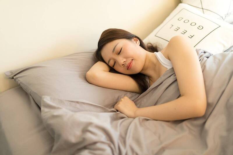 Thăng Hạng Nhan Sắc Với Cách Dùng Kem Tẩy Da Chết 14 Ngủ đủ giấc giúp da khỏe đẹp (Nguồn: Internet)