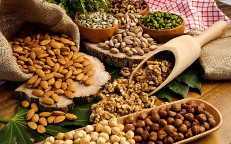 Chế Độ Ăn Uống Trị Mụn Trứng Cá - Cho Làn Da Mịn Màng 18 Các loại hạt đem lại nhiều chất dinh dưỡng (Nguồn: Internet)