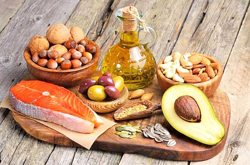 Chế Độ Ăn Uống Trị Mụn Trứng Cá - Cho Làn Da Mịn Màng 19 Chất béo tốt cung cấp nhiều vitamin cho làn da (Nguồn: Internet)